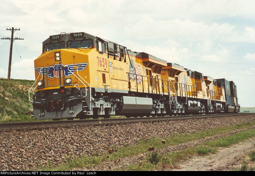 Three new GEVO's power a stack train west